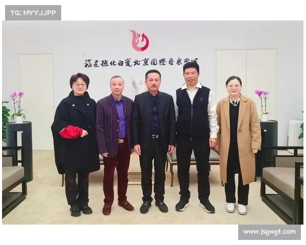 在全球化背景下推动卡鲁耶克文化经济融合与发展的路径探索 在全球化背景下推动卡鲁耶克文化经济融合与发展的路径探索