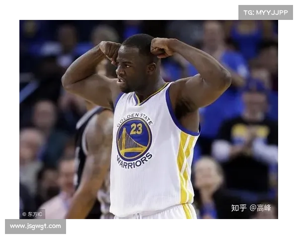 坎贝尔在场上多重身份解析：从核心球员到战术引领者的全面解读